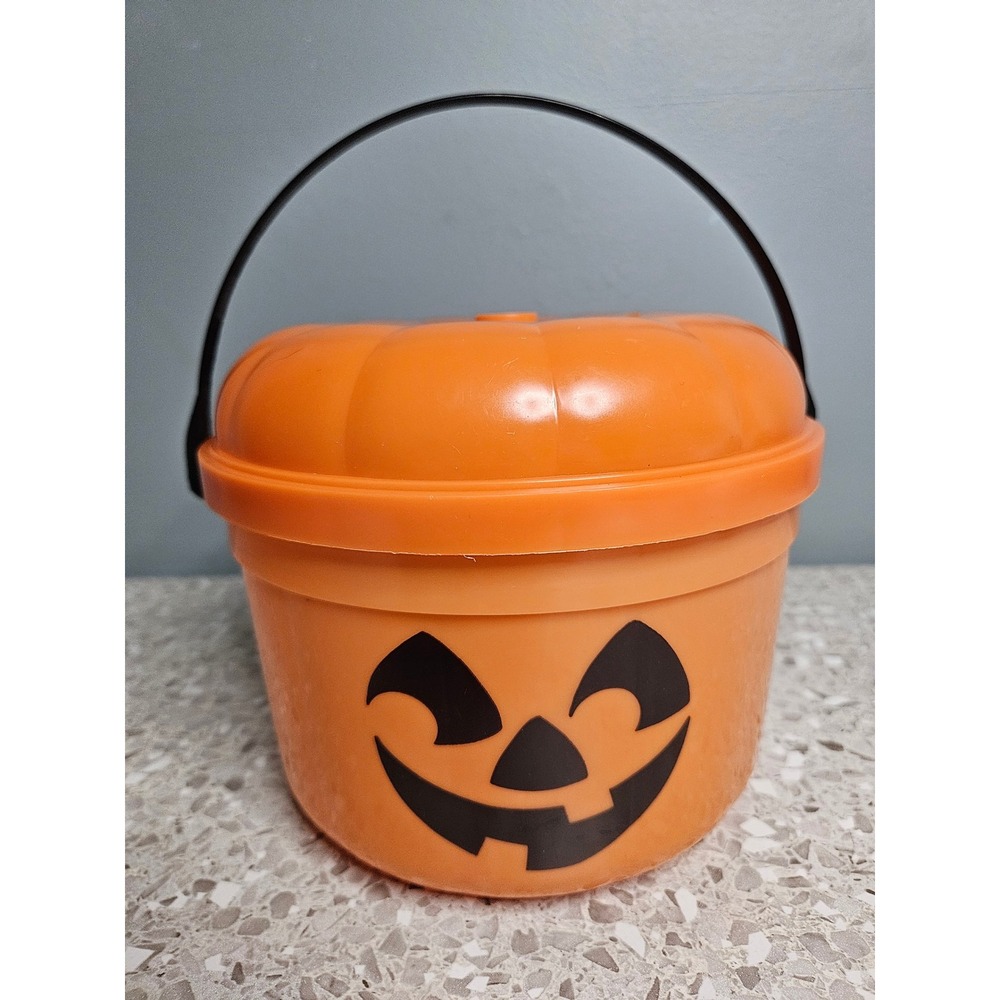 McDonalds McPunk'n Halloween Pail Orange Vintage 1986 Pumpkin Boo Bucket Lid